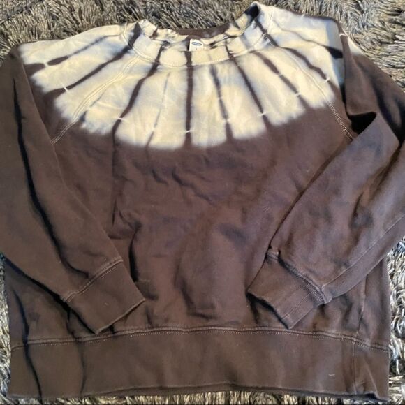 Old Navy Tie Dye Pullover Crew - Picture 2 of 3